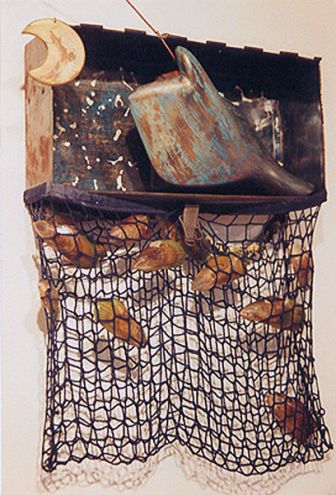 "La Pêche à la Lune" Sculpture en métal, bambou, bois d‘olivier, filet, coquilles de moules, fil de pêche