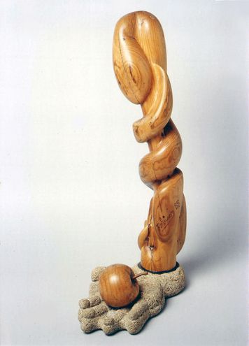"La tentation" Sculpture en bois de pin, bois d‘arbousier, pierre de Rognes